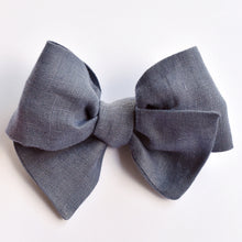 Load image into Gallery viewer, Denim Linen Bow