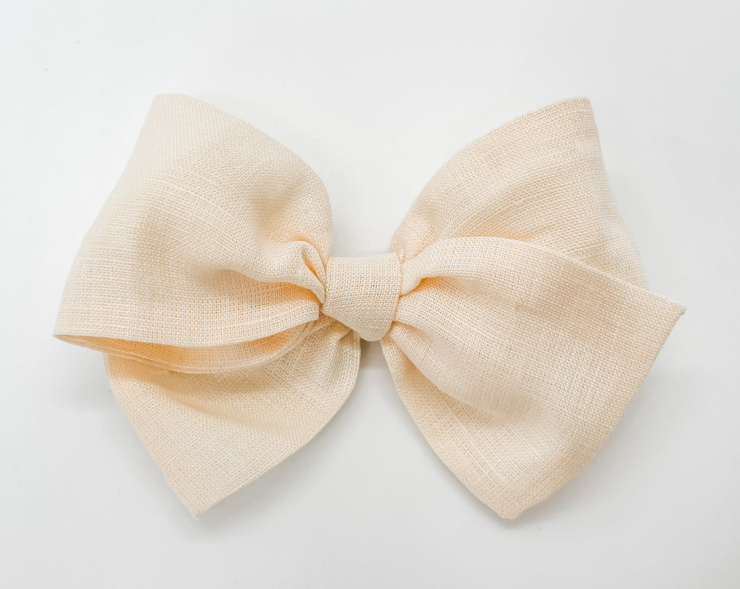 Froth Linen Bow