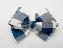 Load image into Gallery viewer, Blue and White Plaid Bow