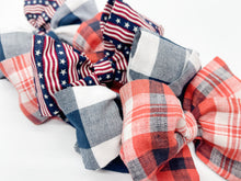 Load image into Gallery viewer, Blue and White Plaid Bow