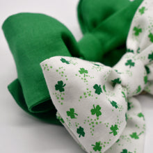 Load image into Gallery viewer, Kelly Green Linen Bow