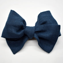 Load image into Gallery viewer, Navy Linen Bow